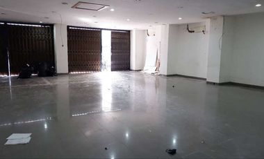 Ruko pinggir jalur utama dekat Jogja City Mall bagus untuk usaha