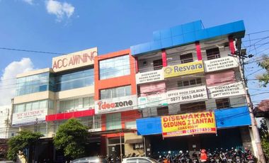 Ruko / Kantor / Gedung Disewakan 2 Lantai dekat JCM Bagus untuk Usaha