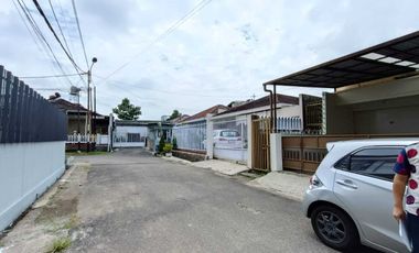 Dijual Rumah di Jl. Kiwi, Bandung Kota