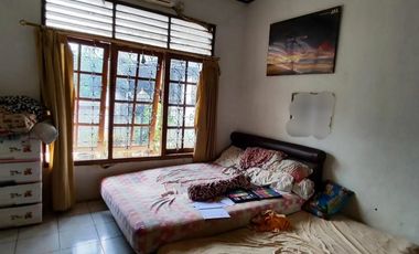 Dijual Rumah Hoek 2 Lantai di Jatiwaringin Asri Pondok Gede Bekasi