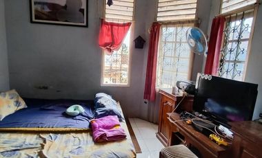 Dijual Rumah Hoek 2 Lantai di Jatiwaringin Asri Pondok Gede Bekasi