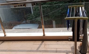 Disewakan Rumah Full Furnished di Rawamangun Dekat Tiptop