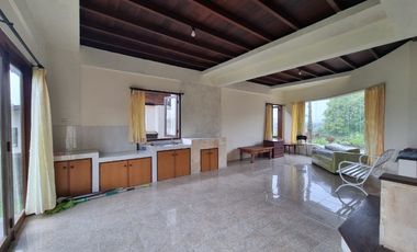 jual Villa   Cantik di daerah Wisata Bedugul udara sejuk nyaman