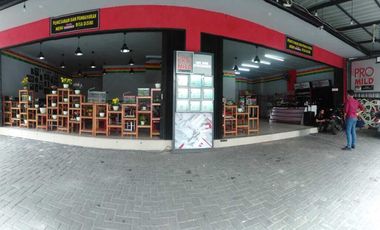 RUANG USAHA 3 LANTAI STRATEGIS DEPAN KAMPUS UPN SETURAN SLEMAN YOGYA