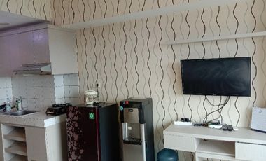di sewakan unit full furnished tipe studio di apartemen sumatecon