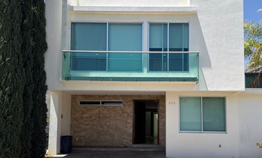 Casa en venta en Bosque Real