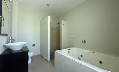Casa en venta en Bosque Real