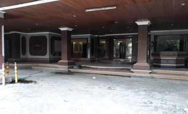 GEDUNG LANTAI 4 LOKASI DI JANTUNG KOTA DENPASAR