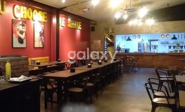 DISEWAKAN BANGUNAN KOMERSIL DI KAWASAN BISNIS, DEPOK, SLEMAN - MM