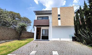 Casa en venta o Renta Fraccionamiento Vista Bosques , Ocoyoacac