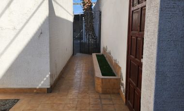 ARRIENDO DOS PROPIEDADES IDEAL PARA EMPRESAS