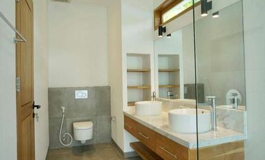 VILLA BARU STYLE MINIMALIST MODERN DI LOVINA BALI