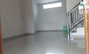 RUMAH DUA LANTAI MINIMALIS LOKASI TABANAN