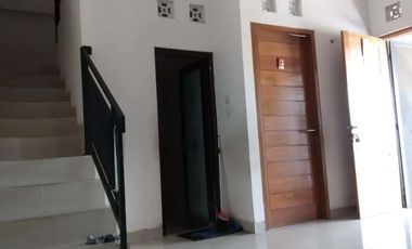 RUMAH DUA LANTAI MINIMALIS LOKASI TABANAN