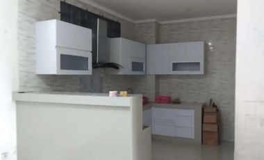 RUMAH DUA LANTAI MINIMALIS LOKASI TABANAN