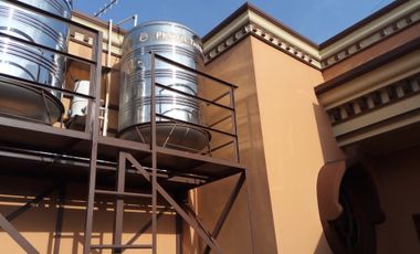 Sewa rumah 3 lantai di Araya I Surabaya Timur