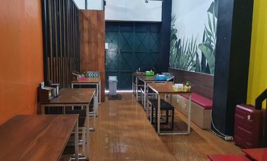 Ruko plus usaha aktif furnish gentan strategis ramai dijual cepat