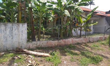 Butuh Uang, Jual rumah pojok, SHM, dekat pabrik, diLegundi, Kab Gresik