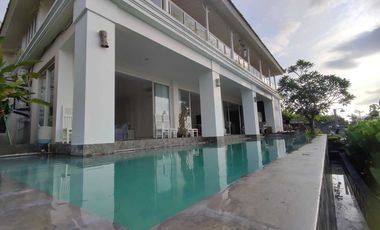 Villa Mewah Gaya Kolonial View Laut Lovina Bali