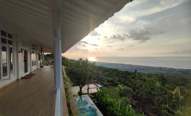 Villa Mewah Gaya Kolonial View Laut Lovina Bali
