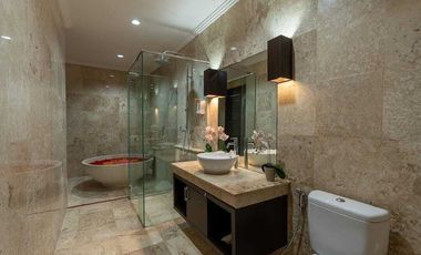VILLA SUPER EXCLUSIVE 5BR PRIVAT POOL OCEAN VIEW GWK DI JIMBARAN