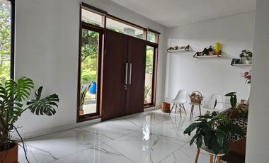 Rumah Villa Mewah, Resort Dago Pakar