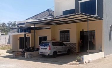 RUMAH DI NOL JALAN RAYA TLOGOWARU KOTA MALANG