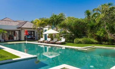 HOT DEAL! Villa Beachfront/ Los Pantai Mewah & Termurah Nusa Dua