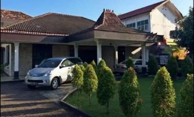 Dijual rumah Besar 563/1600 di Talang Semut Palembang