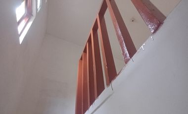 dijual rumah full renovasi  perumahan mutiara gading timur Bekasi