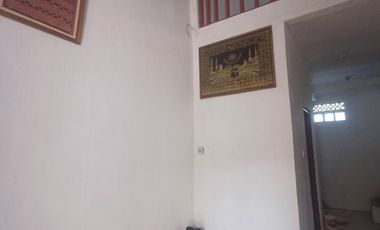 dijual rumah full renovasi  perumahan mutiara gading timur Bekasi
