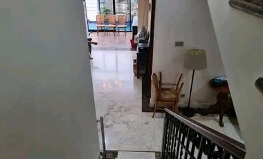 Rumah mewah dgn Kolam Renang Pribadi. Hunian yg nyaman dan Strategis