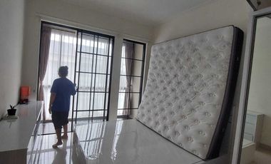 Disewakan Rumah Furnished di Komplek Perumahan Green Village Cipondoh