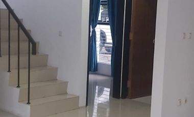 Di sewakan Rumah vasa wood lippo cikarang