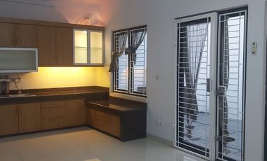 Di sewakan Rumah vasa wood lippo cikarang