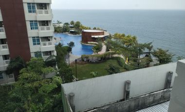 Di sewakan Apartemen mewah 3 bedrooms view pantai Borneo bay