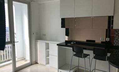 Apartemen Westmark Residence Samping Taman Anggrek