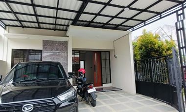 rumah cantik 2 lt hook dekat danau kerinci sawojajar dan tol