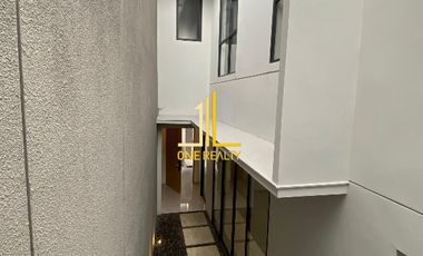 RUMAH BARU MEWAH DI SETRA DUTA SIAP HUNI, KEREN MODERN MINIMALI