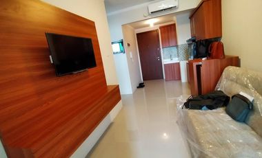 3 kamar furnished Apartemen Signature Park Grande - light