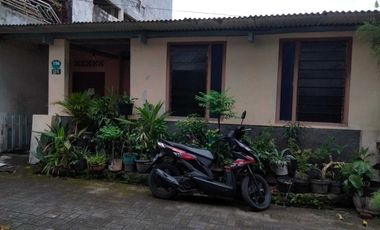 Rumah kecil di condong catur depok sleman yogyakarta