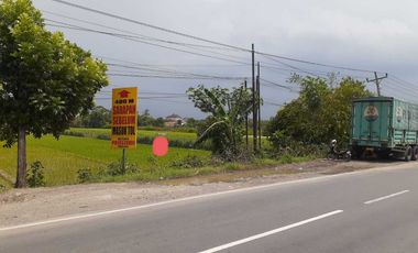 DIJUAL TANAH LOKASI SANGAT STRATEGIS DI PINGGIR JALAN RAYA