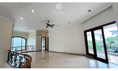 Disewakan Rumah Mewah baru renovasi area premium Metro Pondok Indah