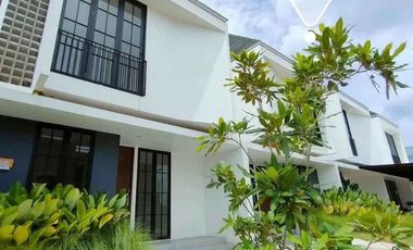 Townhouse mewah Dp 5 juta allin jarak 8 menit ke demang