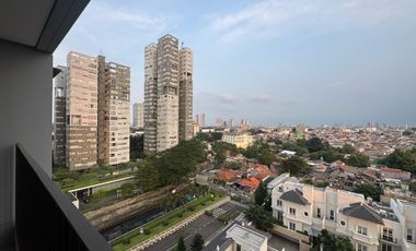 RENT 3 BEDROOMS LUXURIOUS FULL FURNISH 1 PARK AVENUE JAKARTA SELATAN
