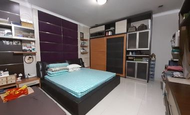 Dijual Rumah Full Furnished di Taman Sakura Indah