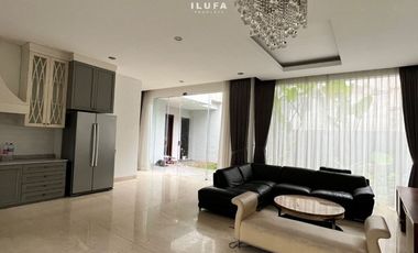 Disewakan Townhouse 2Kav, 3Lt area Pejaten Kemang Furnnished