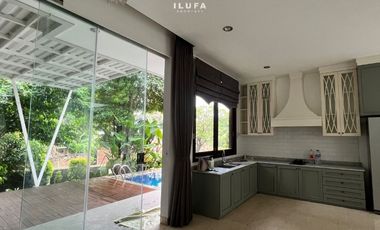 Disewakan Townhouse 2Kav, 3Lt area Pejaten Kemang Furnnished