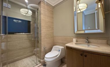 FOR RENT 3 BEDROOMS LUXURIOUS FURNSHED 1 PARK AVENUE JAKARTA SELATAN