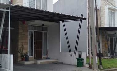 Di Kontrakan Rumah Full Purnish Depan RS Primayana di Karawang Barat